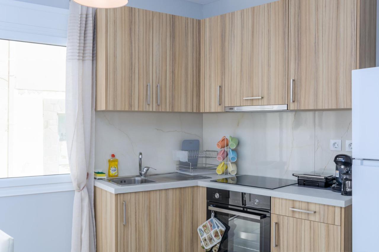 J&T Apartment - 150M From The Beach 扎金索斯镇 外观 照片