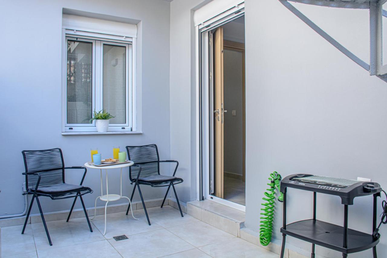 J&T Apartment - 150M From The Beach 扎金索斯镇 外观 照片